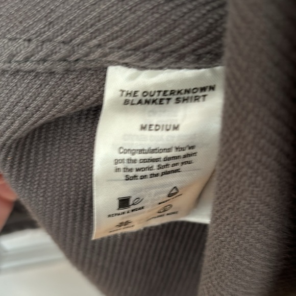 Outerknown Charcoal Grey Blanket Shirt - Picture 4 of 4